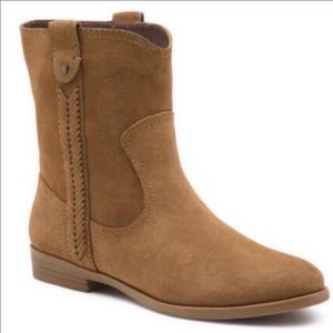 G. H. Bass Boots for Garnet Hill NWT!